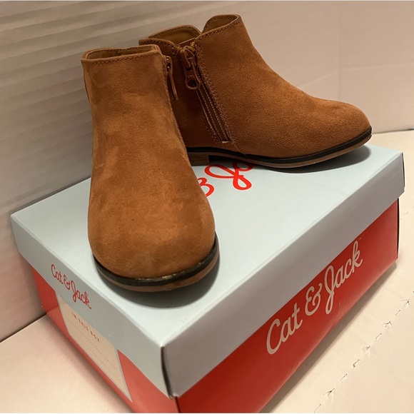 Cat & Jack Toddler Boots - Picture 3 of 3